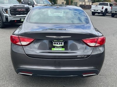 2016 Chrysler 200 S