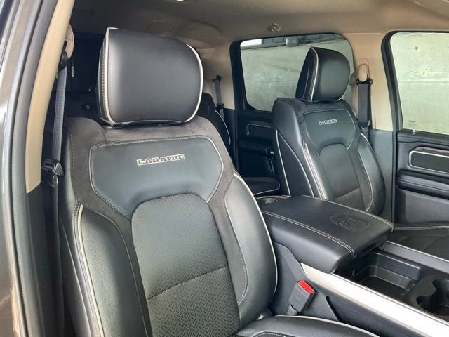2019 RAM 1500 Laramie Crew Cab 4x4 5'7" Box