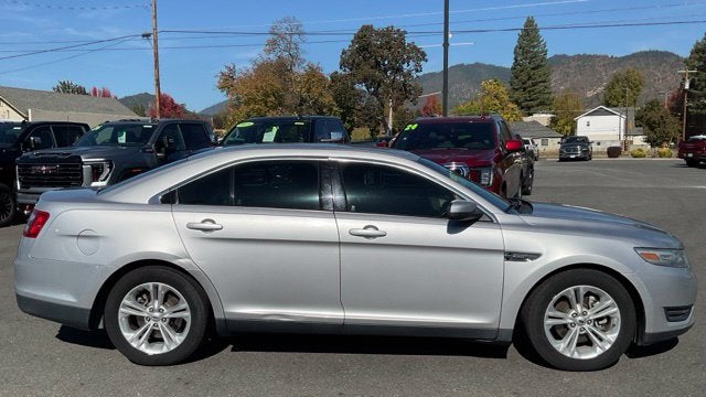 2014 Ford Taurus SEL