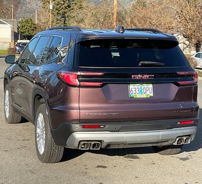 2025 GMC Acadia Elevation