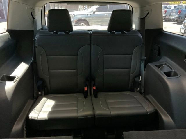 2023 GMC Acadia SLT - Photo 22
