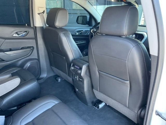 2023 GMC Acadia SLT - Photo 28