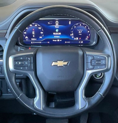 2023 Chevrolet Suburban LT