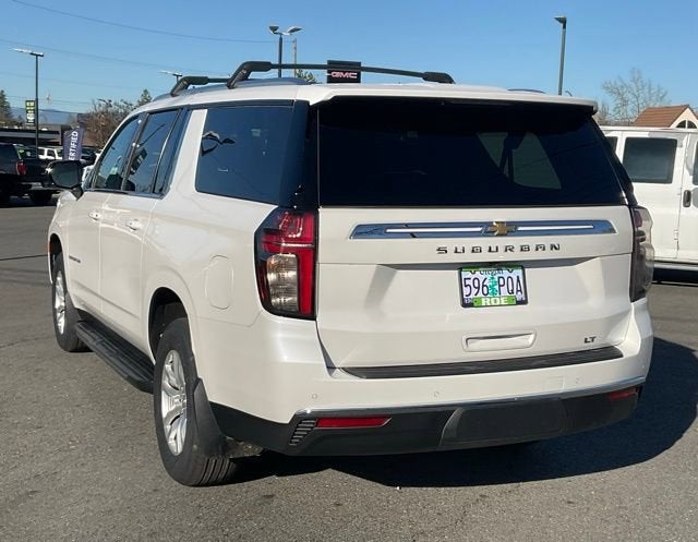 2023 Chevrolet Suburban LT