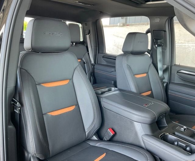 2025 GMC Sierra 3500 HD AT4