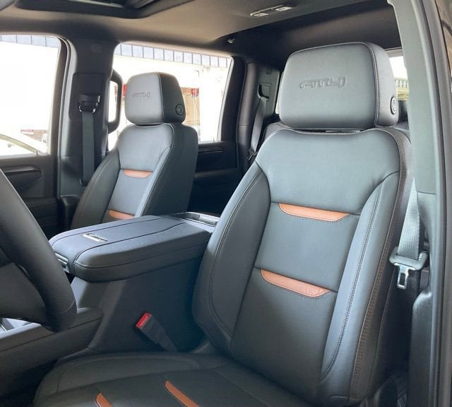 2025 GMC Sierra 3500 HD AT4