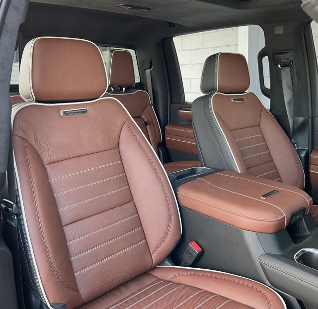 2025 GMC Sierra 3500 HD Denali Ultimate