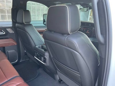 2026 GMC Sierra 3500 HD Denali Ultimate DRW