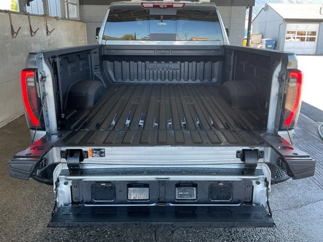 2025 GMC Sierra 2500 HD AT4X