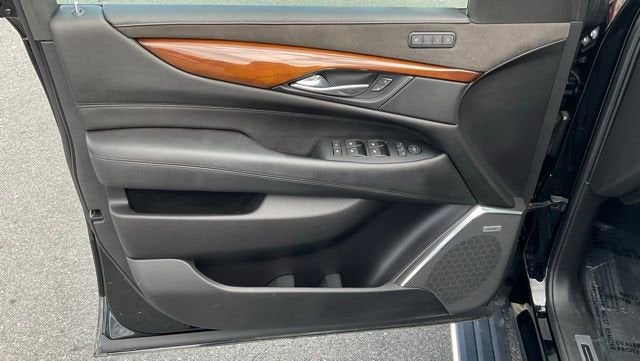2018 Cadillac Escalade Premium Luxury
