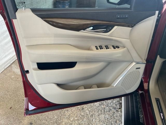 2020 Cadillac Escalade Premium Luxury