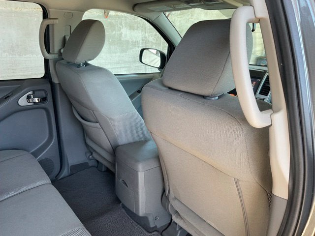 2021 Nissan Frontier Crew Cab SV 4x2
