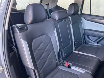 2025 Volkswagen Atlas 2.0T Peak Edition