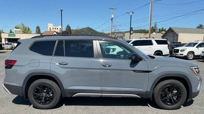 2025 Volkswagen Atlas 2.0T Peak Edition