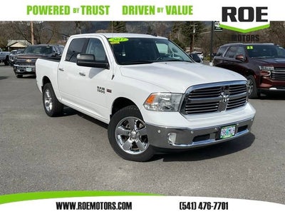 2017 RAM 1500 Big Horn Crew Cab 4x4 5'7" Box