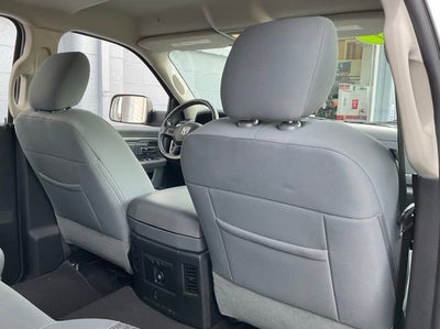 2017 RAM 1500 Big Horn Crew Cab 4x4 5'7" Box