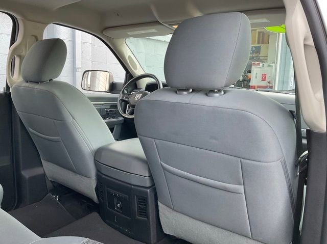 2017 RAM 1500 Big Horn Crew Cab 4x4 5'7" Box