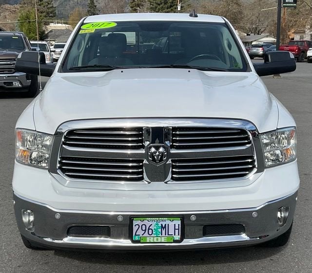2017 RAM 1500 Big Horn Crew Cab 4x4 5'7" Box