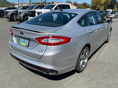 2013 Ford Fusion SE