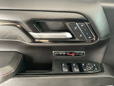 2024 GMC Sierra 1500 AT4X