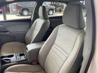 2017 Toyota Camry Hybrid LE