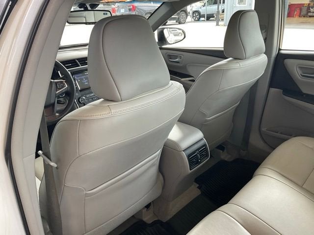 2017 Toyota Camry Hybrid LE