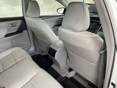 2017 Toyota Camry Hybrid LE