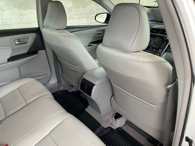 2017 Toyota Camry Hybrid LE