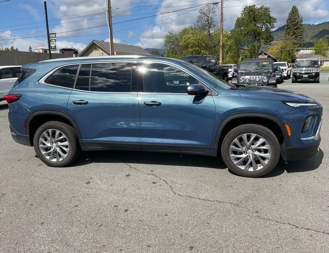 2025 Buick Enclave Preferred