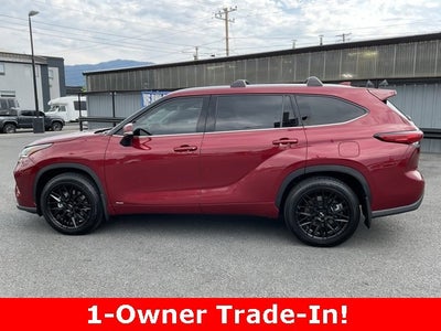 2022 Toyota Highlander Hybrid Platinum