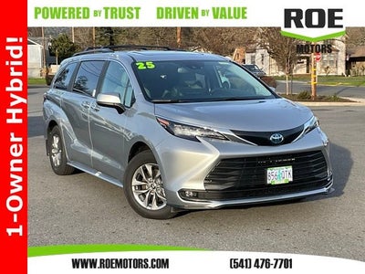 2025 Toyota Sienna XLE