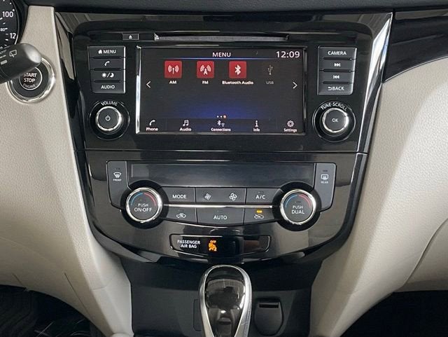 2022 Nissan Rogue Sport SV AWD Xtronic CVT