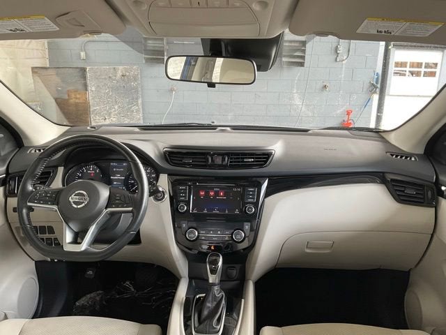 2022 Nissan Rogue Sport SV AWD Xtronic CVT