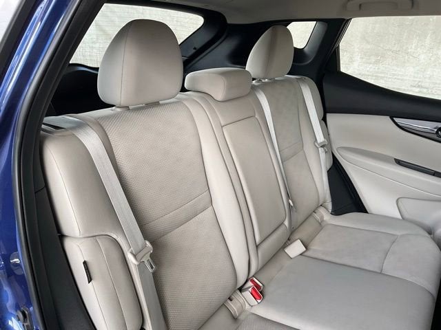 2022 Nissan Rogue Sport SV AWD Xtronic CVT