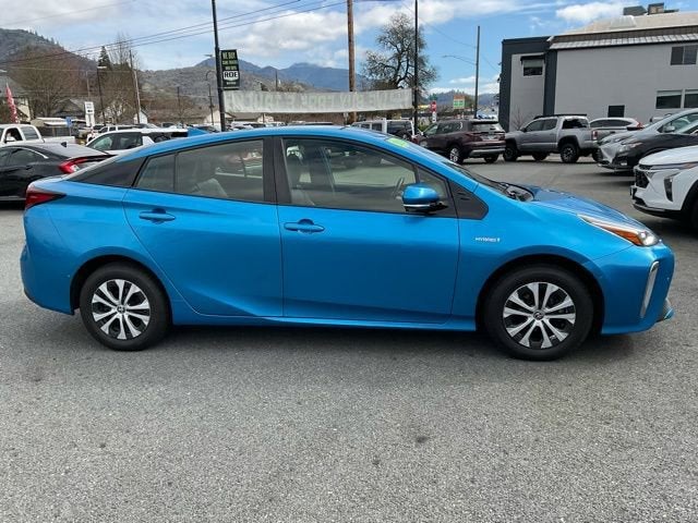 2019 Toyota Prius XLE