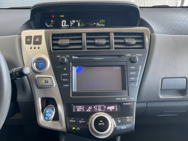 2013 Toyota Prius v Prius v 3