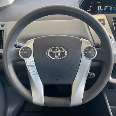 2013 Toyota Prius v Prius v 3