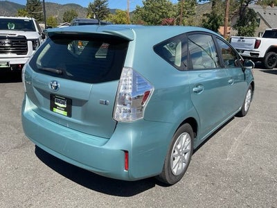 2013 Toyota Prius v Prius v 3