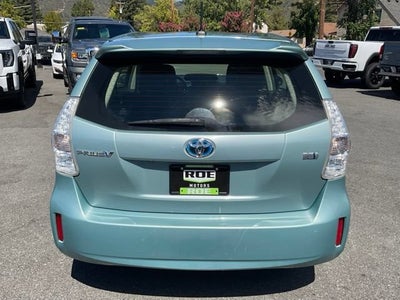 2013 Toyota Prius v Prius v 3