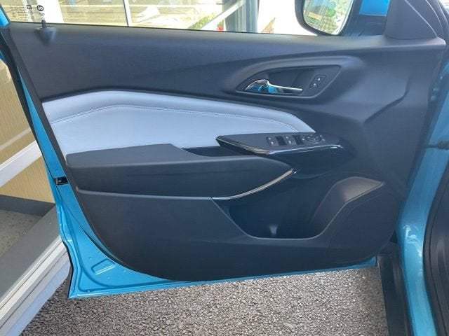 2025 Chevrolet Trax LT - Photo 13