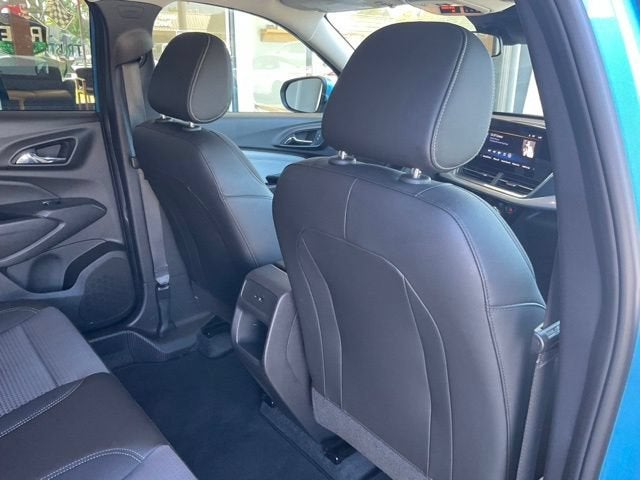 2025 Chevrolet Trax LT - Photo 22