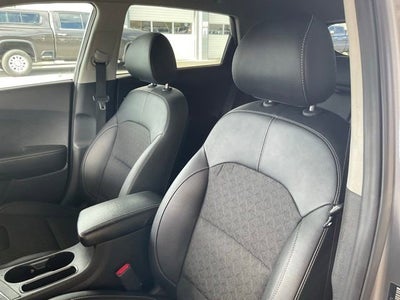 2022 Kia Niro LXS SE