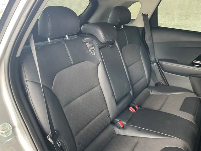 2022 Kia Niro LXS SE