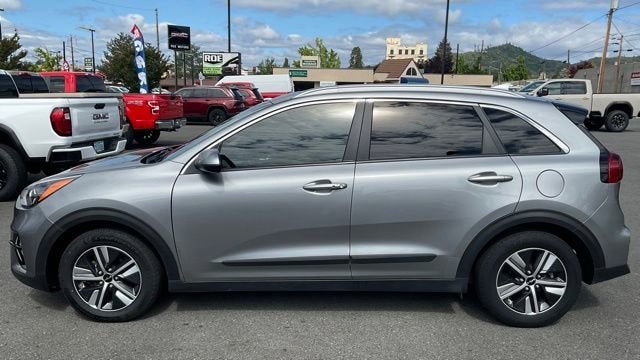 2022 Kia Niro LXS SE